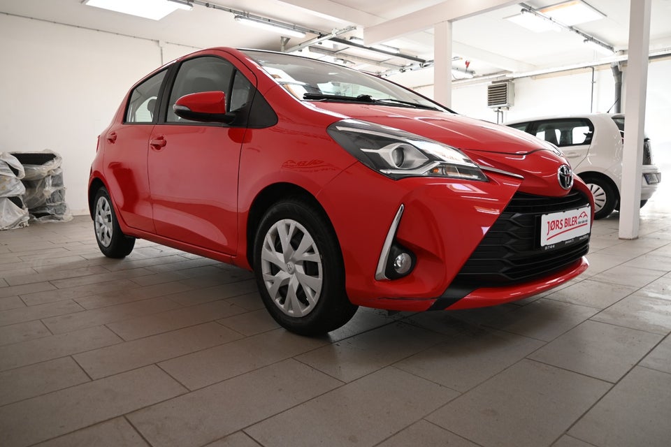 Toyota Yaris 1,0 VVT-i T2 5d