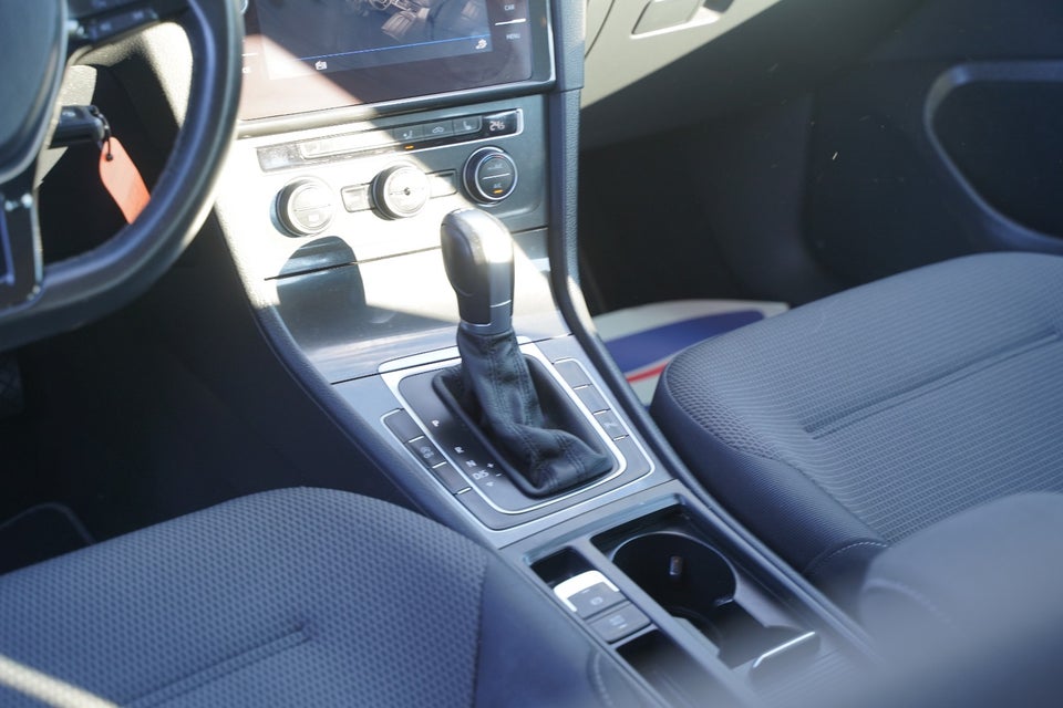 VW Golf VII 1,5 TSi 130 Comfortline DSG 5d