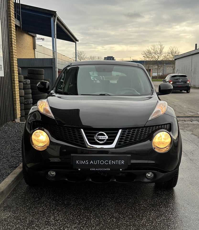Nissan Juke 1,6 Acenta CVT 5d