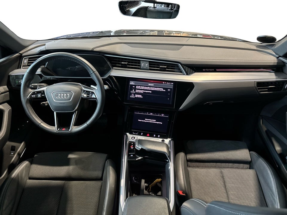 Audi e-tron 55 S-line quattro 5d