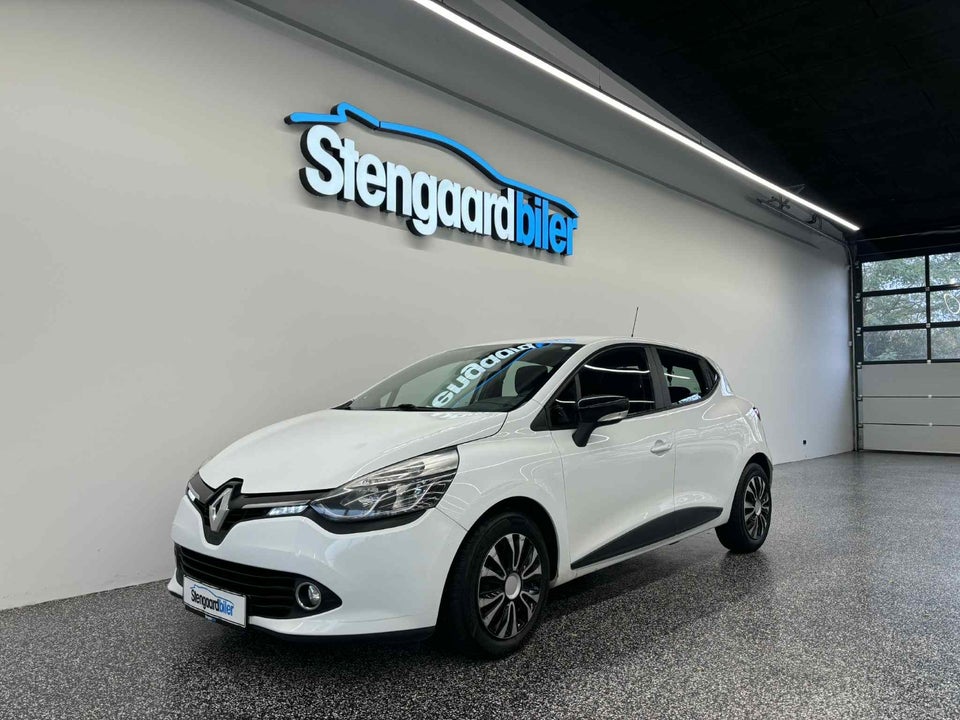 Renault Clio IV 1,2 16V Authentique 5d