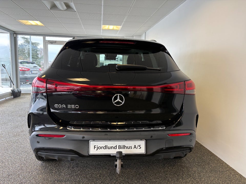 Mercedes EQA250 AMG Line 5d