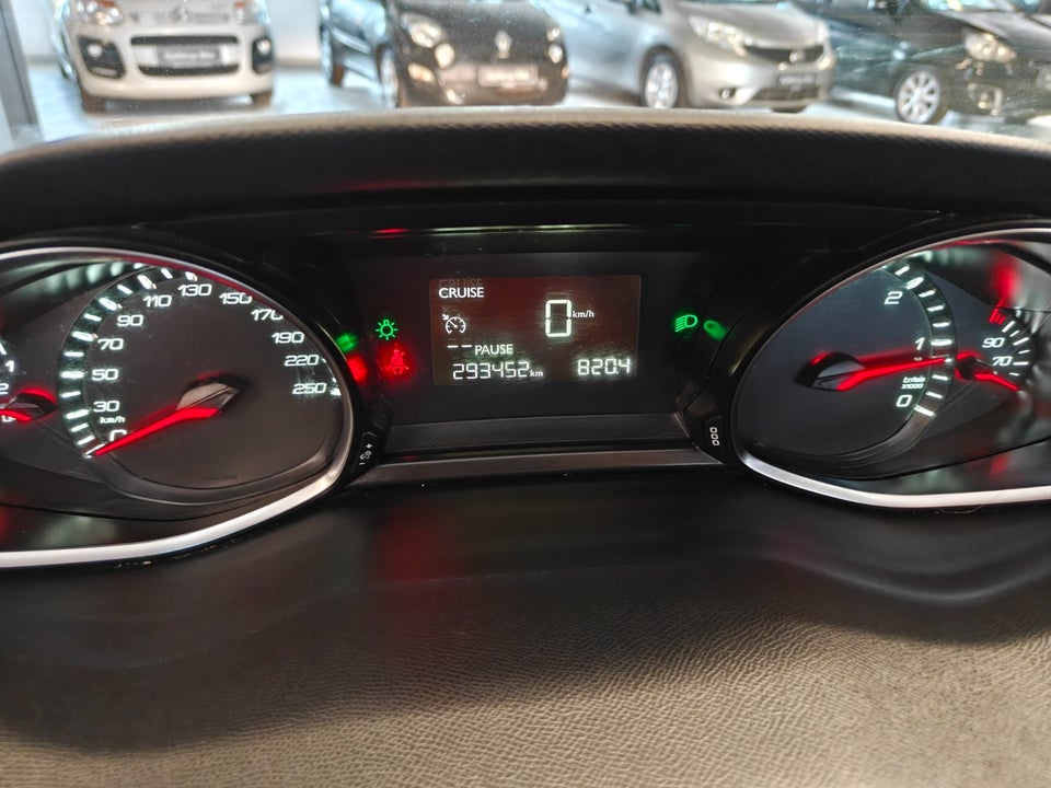 Peugeot 308 1,6 BlueHDi 120 Style Limited SW 5d