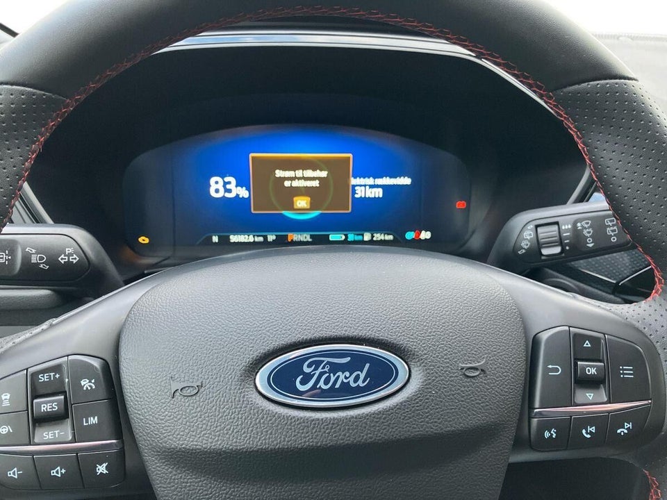 Ford Kuga 2,5 PHEV ST-Line X CVT 5d