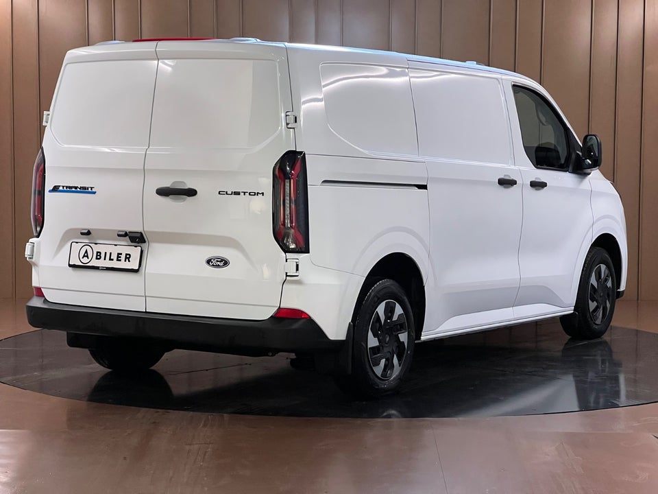 Ford E-Transit Custom 320S 64 Trend