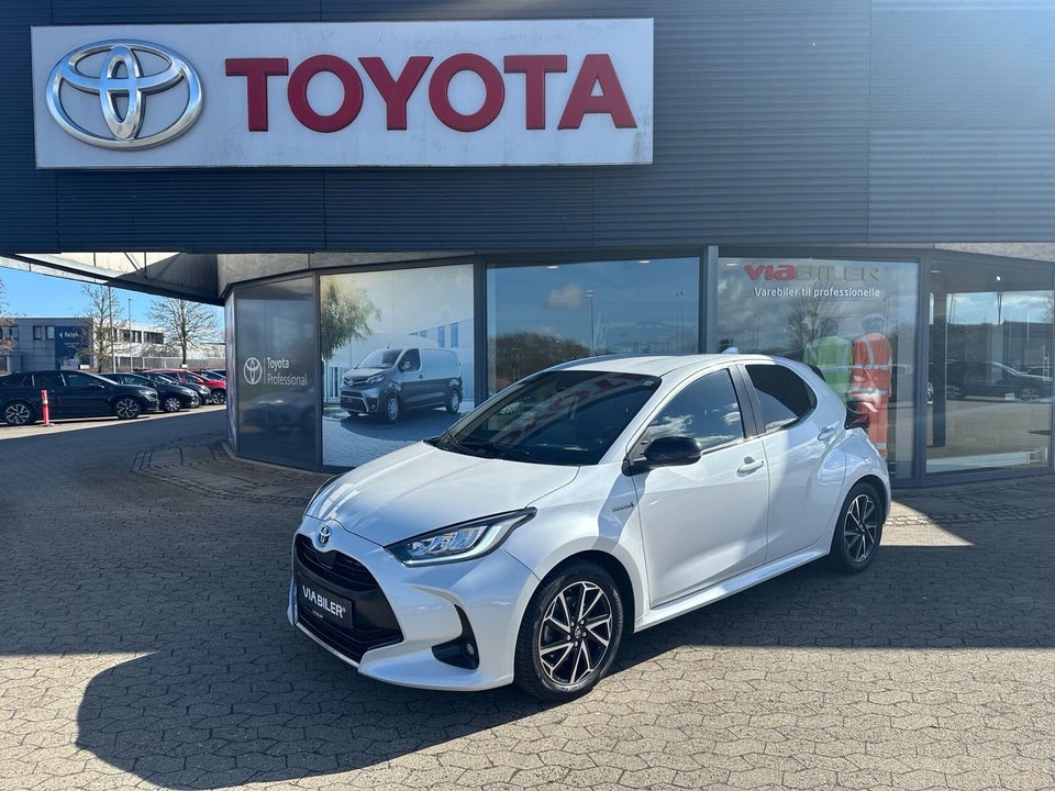 Toyota Yaris 1,5 Hybrid H3 Style e-CVT 5d