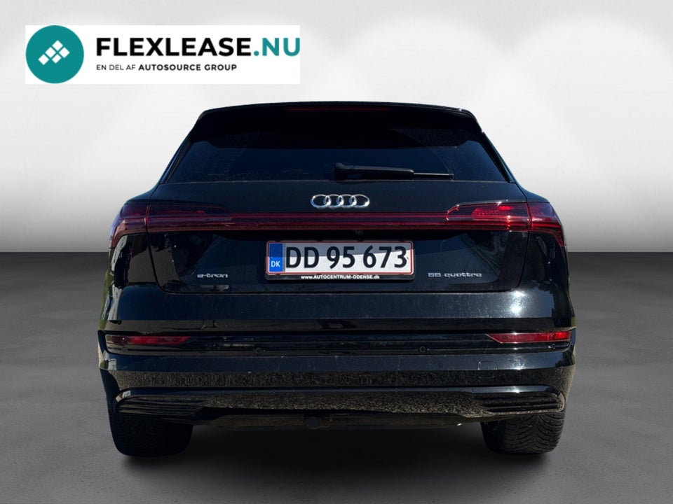 Audi e-tron 55 quattro 5d