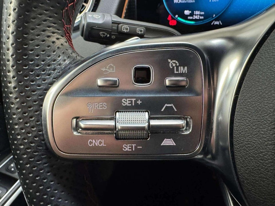 Mercedes EQB250+ AMG Edition 5d