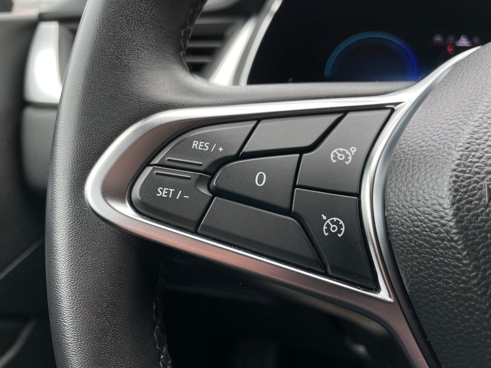 Renault Captur 1,6 E-Tech Zen 5d