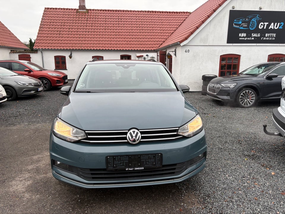 VW Touran 1,6 TDi 115 IQ.Drive 7prs 5d