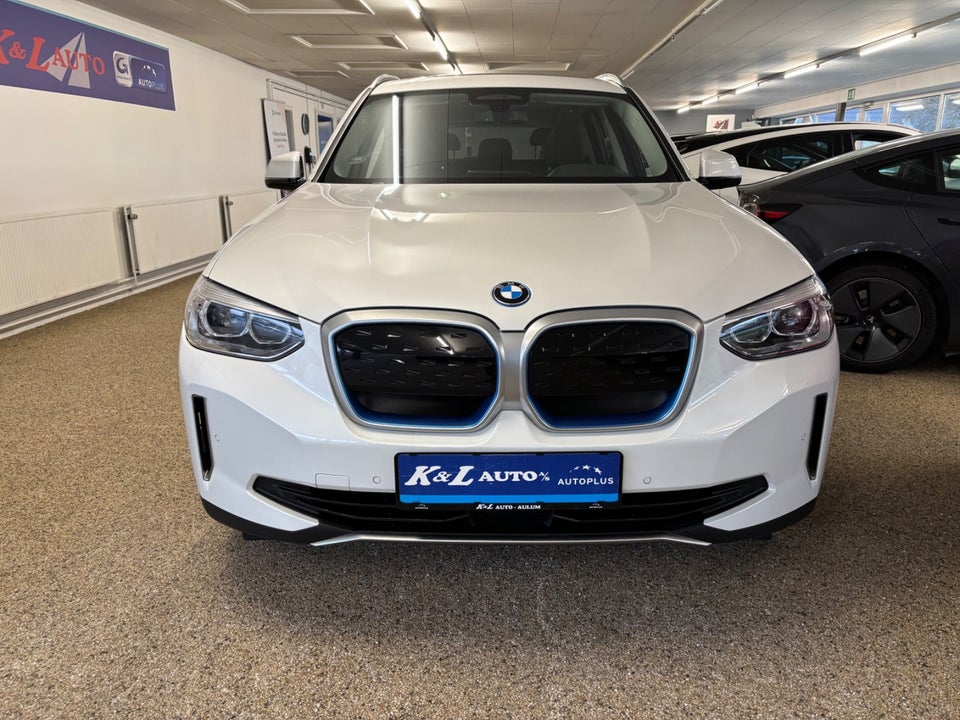 BMW iX3 Charged 5d