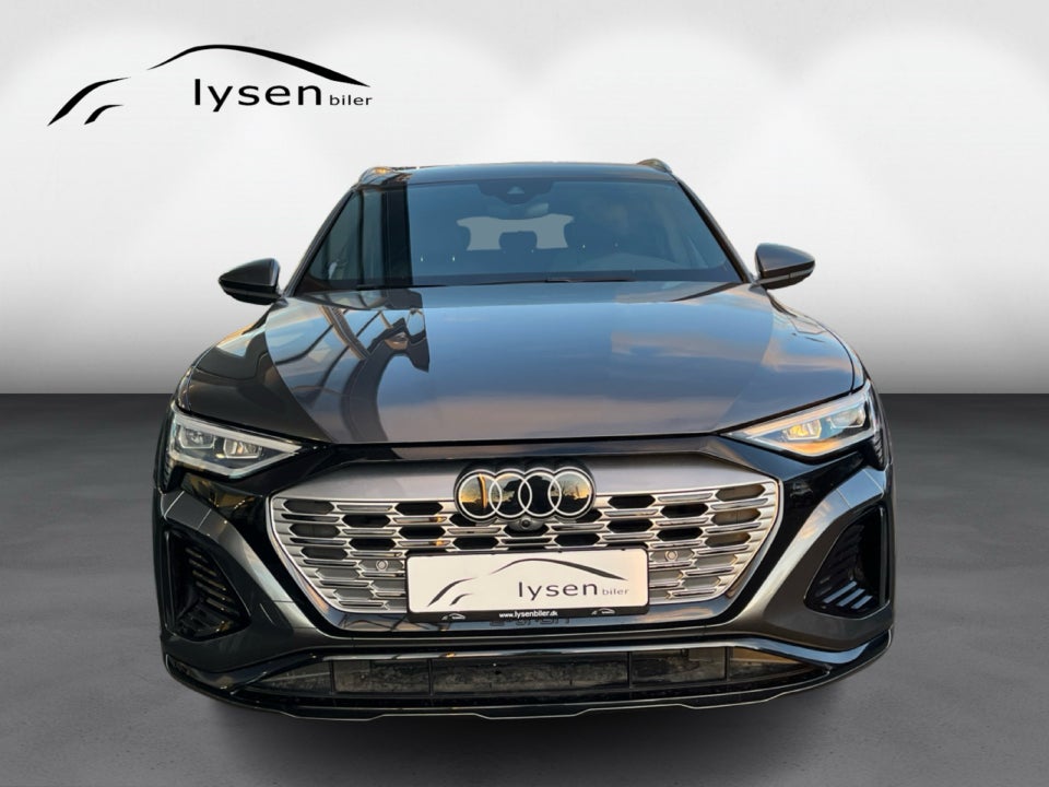 Audi Q8 e-tron 55 S-line quattro 5d