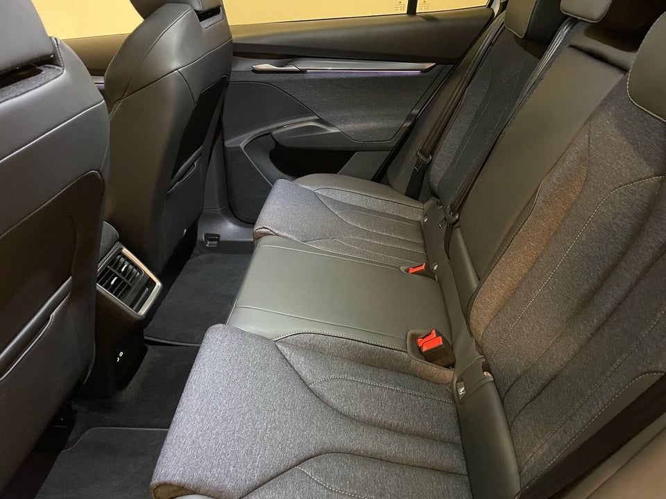 Skoda Elroq 85 iV Premium 5d