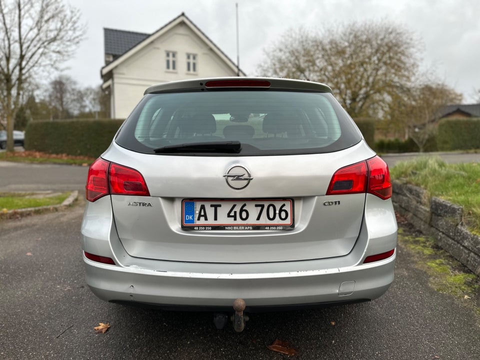 Opel Astra 1,7 CDTi 125 Enjoy 5d