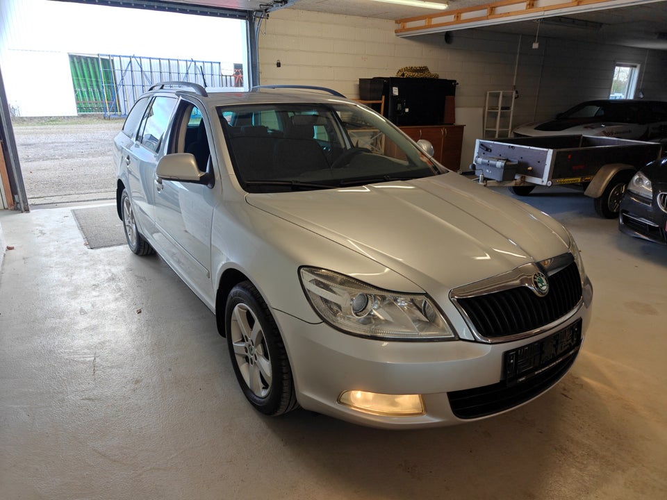 Skoda Octavia 1,2 TSi 105 Elegance Combi 5d