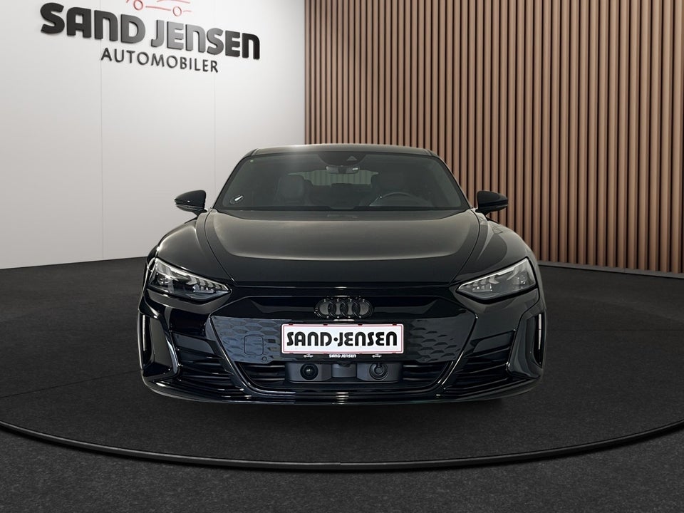 Audi e-tron GT quattro 4d