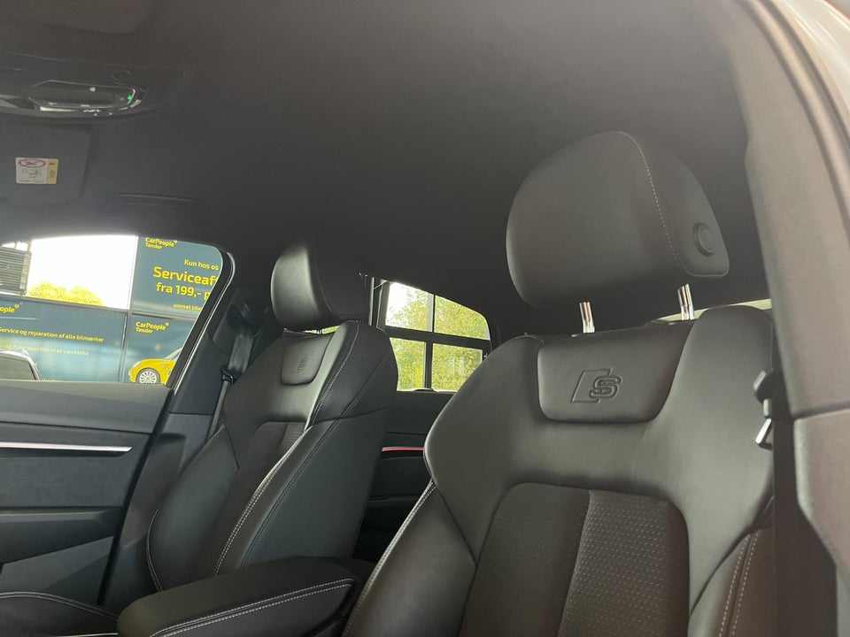 Audi Q8 e-tron 55 S-line Sportback quattro 5d