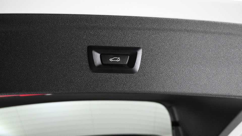 BMW iX xDrive40 Supercharged 5d