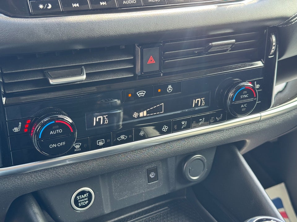 Nissan Qashqai 1,3 mHEV N-Connecta 5d