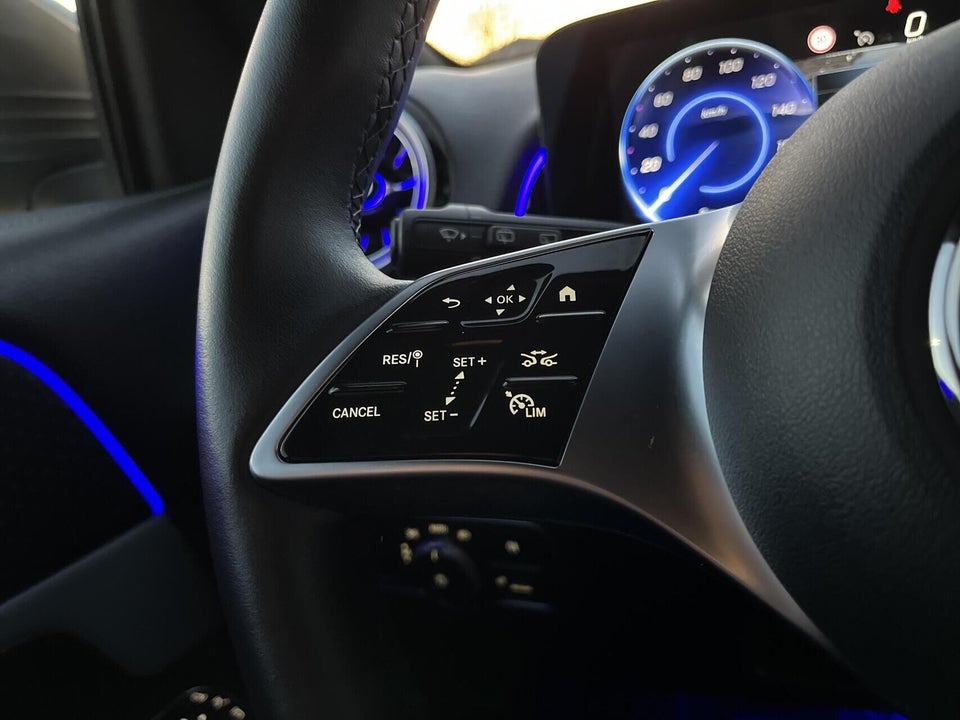 Mercedes EQB300 Progressive 4Matic 5d