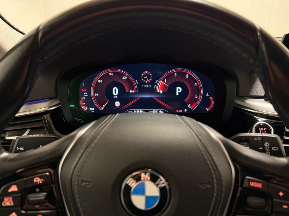 BMW 520d 2,0 Touring Connected aut. 5d