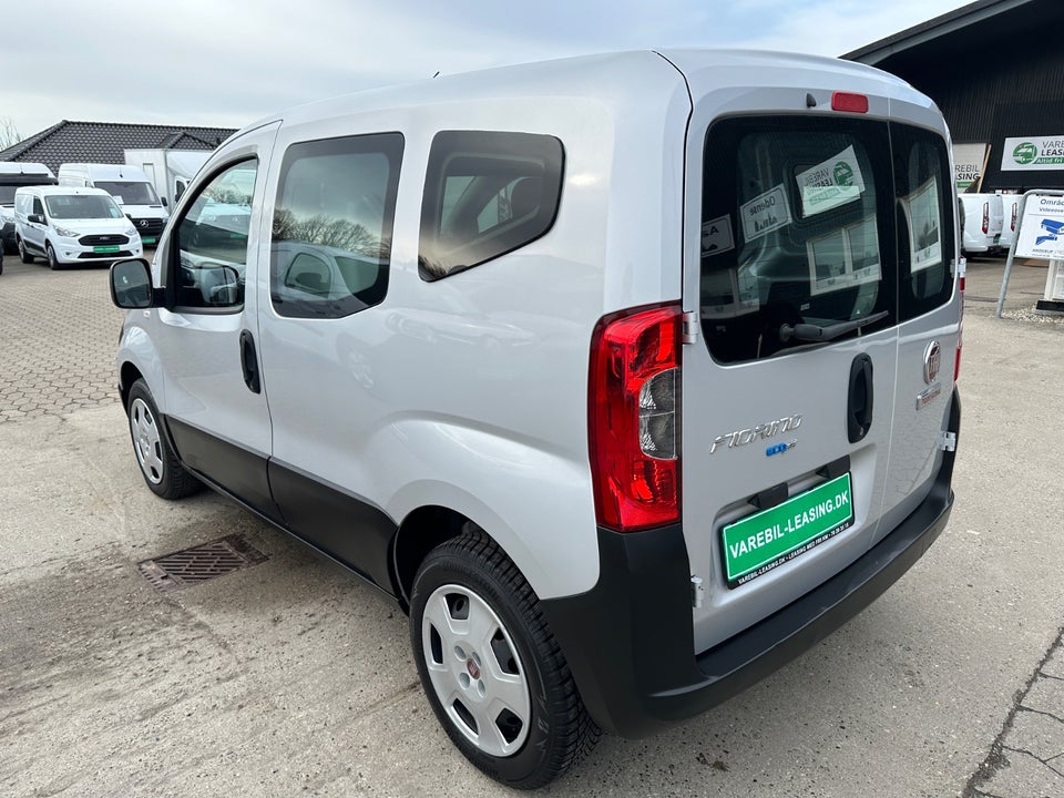 Fiat Fiorino 1,3 MJT 95 Adventure Van 5d