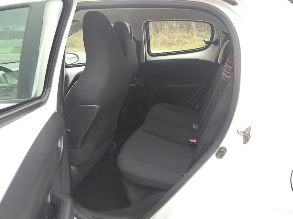 Citroën C1 1,2 PureTech Complet 5d