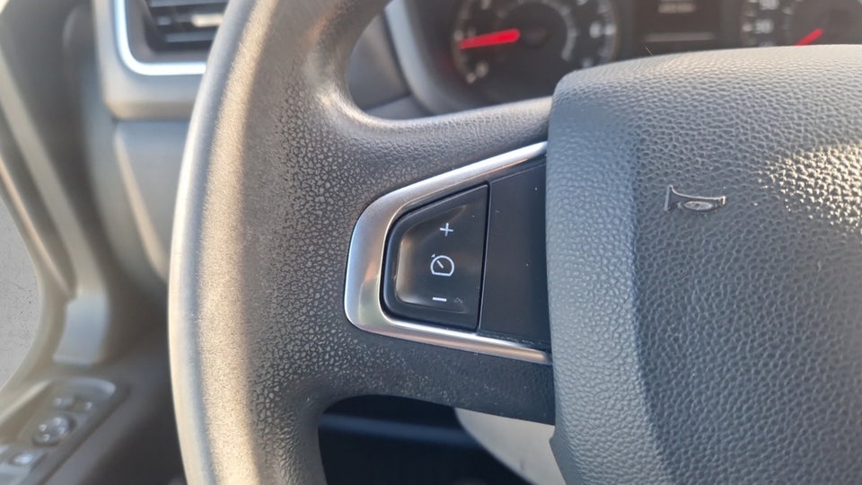 Renault Master IV T33 2,3 dCi 135 L2H2 Kassevogn