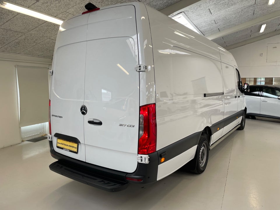 Mercedes Sprinter 317 2,0 CDi A4 Kassevogn aut. RWD