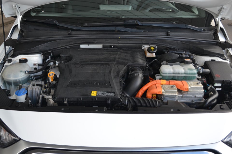 Hyundai Ioniq 1,6 PHEV Premium+ DCT 5d