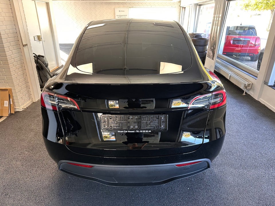 Tesla Model Y Long Range AWD 5d