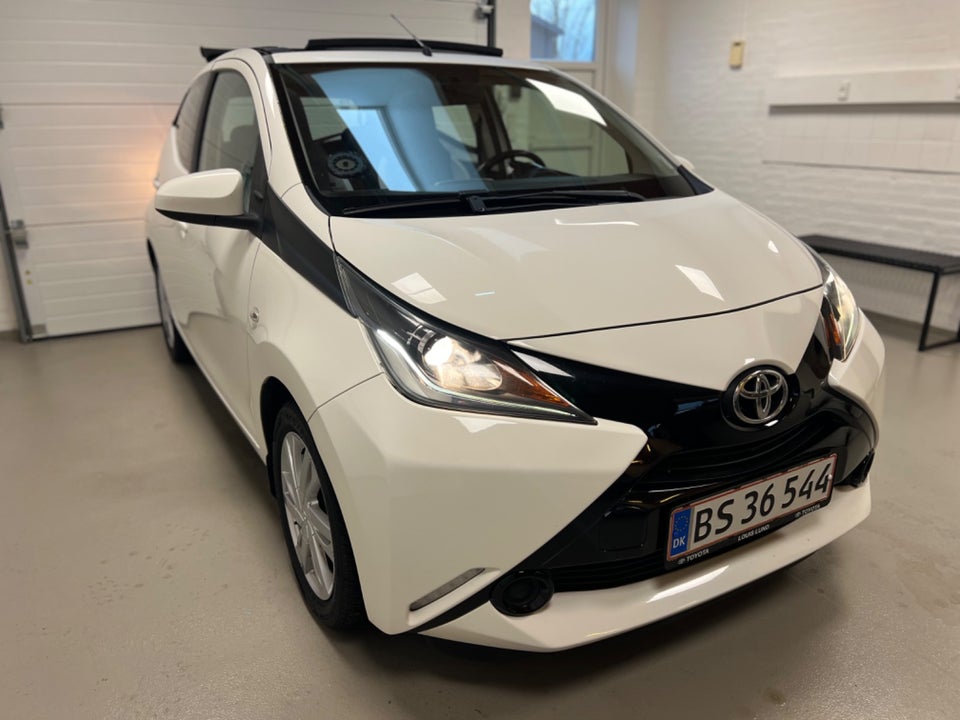 Toyota Aygo 1,0 VVT-i x-sky 5d