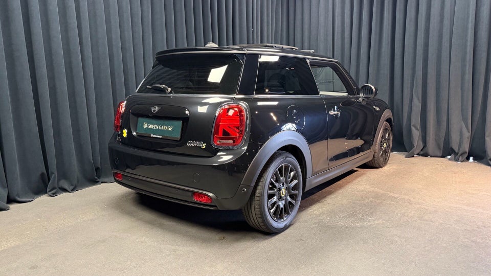 MINI Cooper SE Edition Premium 3d