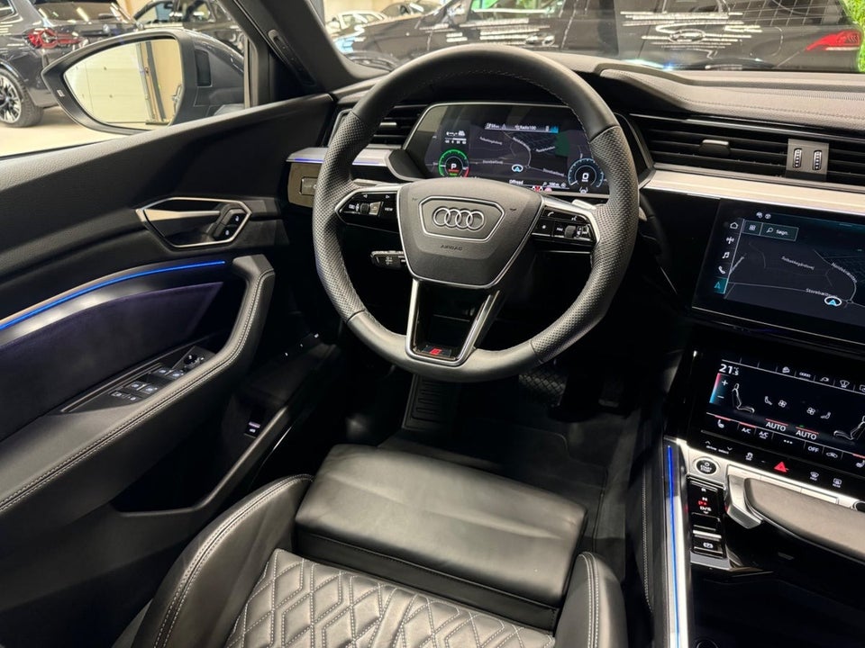 Audi e-tron 55 S-line Sportback quattro 5d