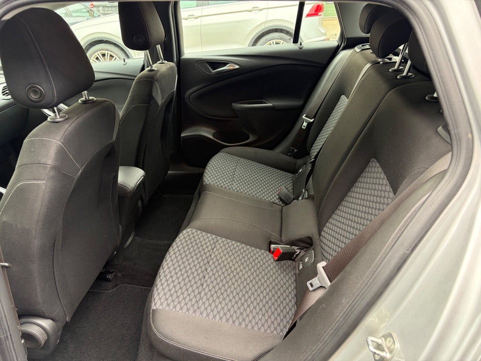 Opel Astra 1,0 T 105 Enjoy 5d