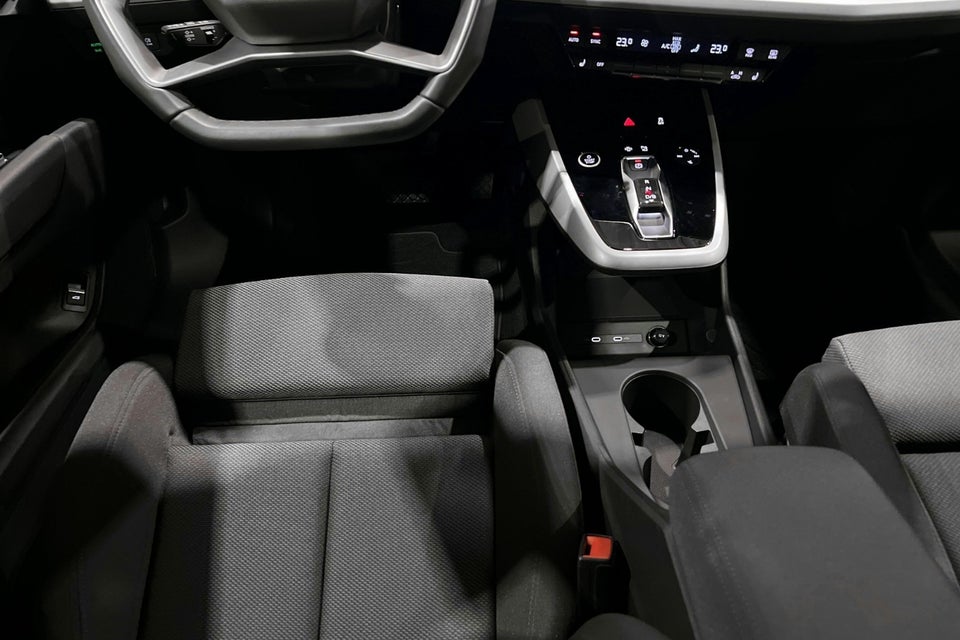 Audi Q4 e-tron 45 Progress 5d