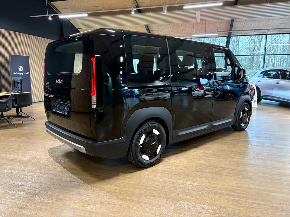 Kia PV5 51 Standard Range Access 5d