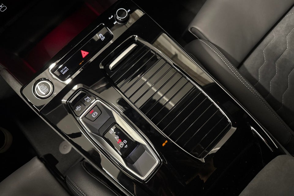 Audi A6 e-tron S-line pro performance Avant 5d