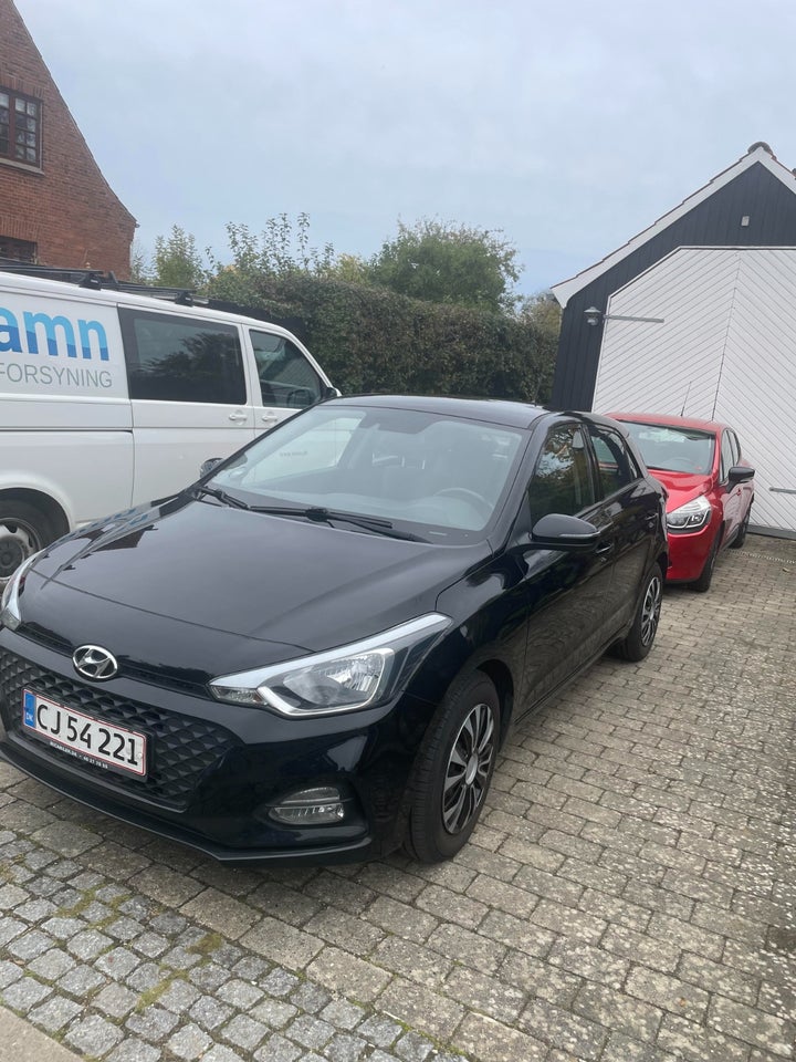 Hyundai i20 1,25 Trend 5d