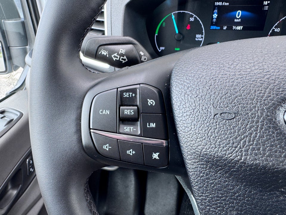 Ford E-Transit 350 L2 Van 68 Trend H2 RWD