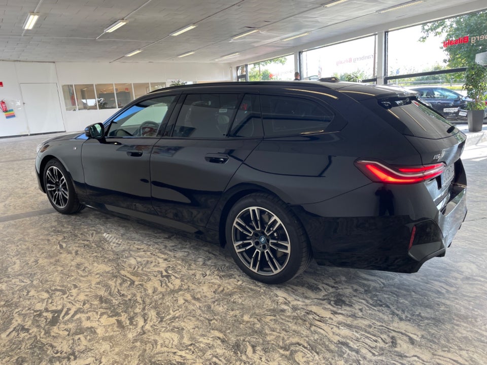 BMW i5 eDrive40 Touring M-Sport 5d