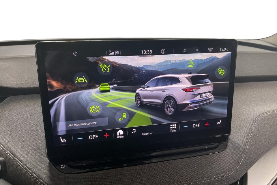 Skoda Enyaq 50 iV Loft 5d