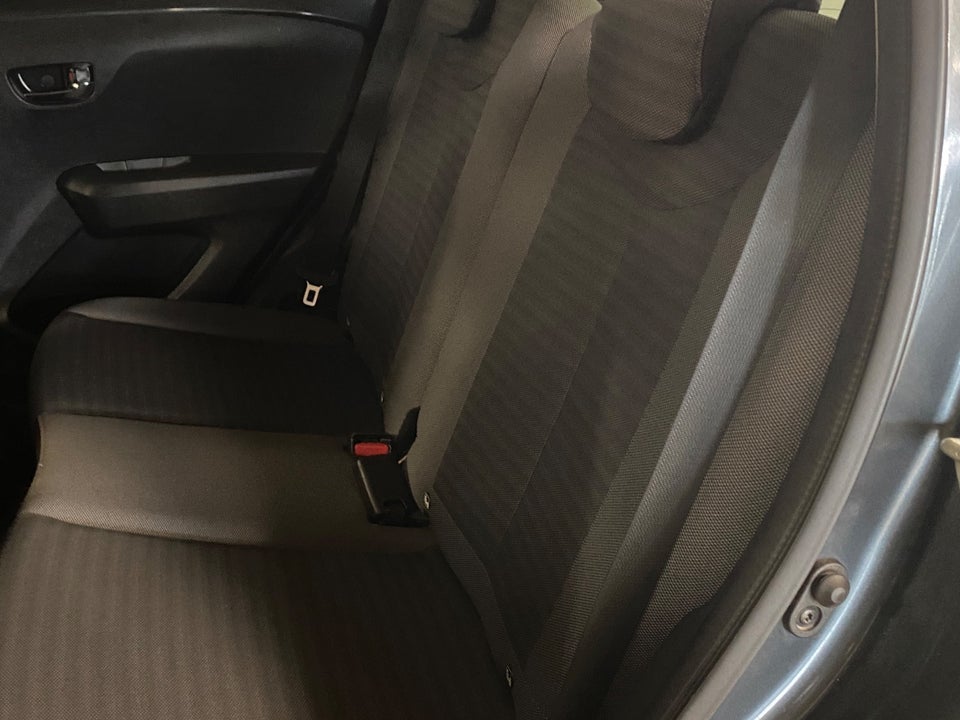 Toyota Aygo 1,0 VVT-i x-play 5d