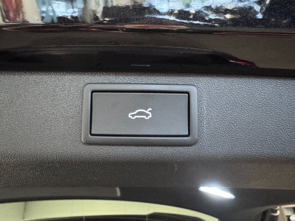 Skoda Elroq 85 iV Loft 5d