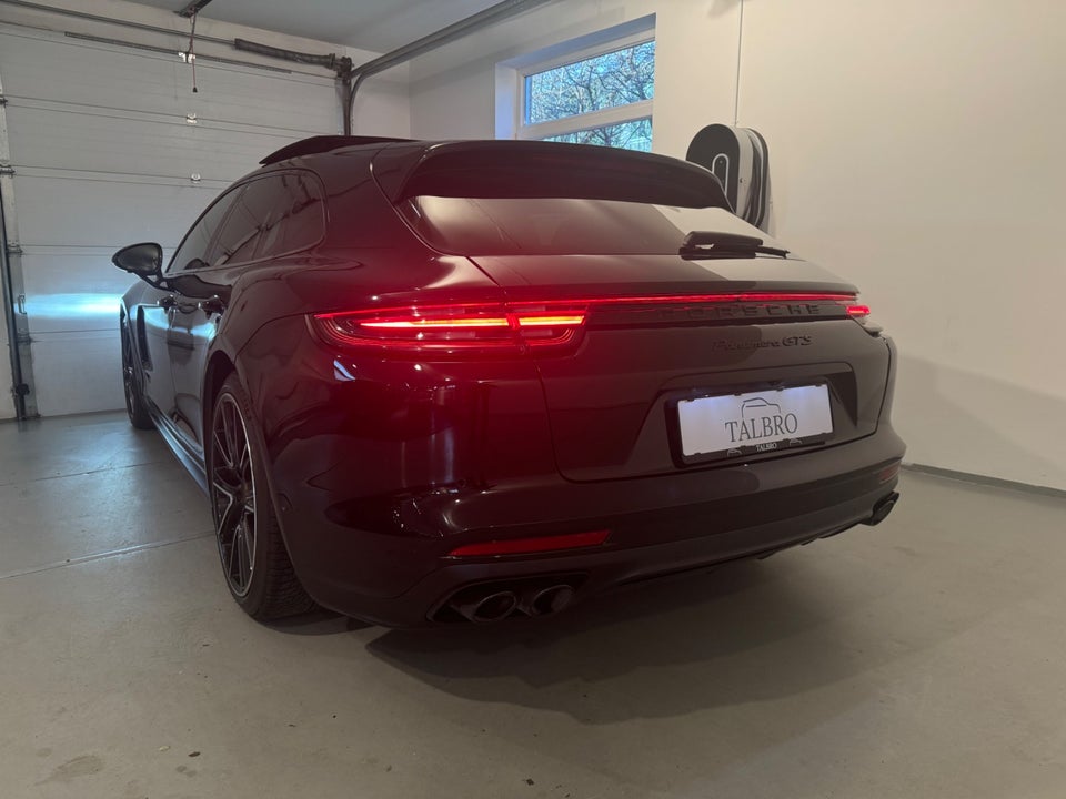 Porsche Panamera GTS 4,0 Sport Turismo PDK 5d