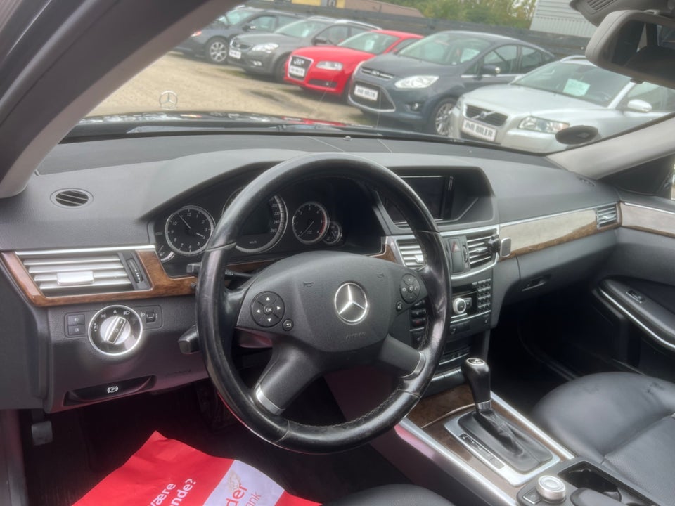 Mercedes E200 2,2 CDi Elegance stc. aut. BE 5d