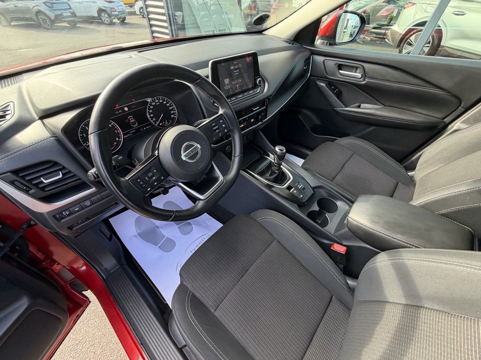 Nissan Qashqai 1,3 mHEV Acenta 5d