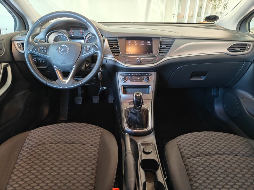 Opel Astra 1,2 T 110 Edition Sports Tourer 5d