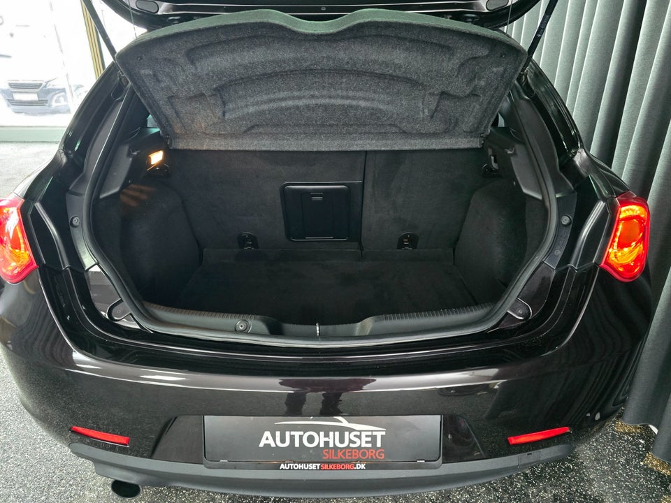 Alfa Romeo Giulietta 1,4 M-Air 170 Distinctive Sportiva 5d