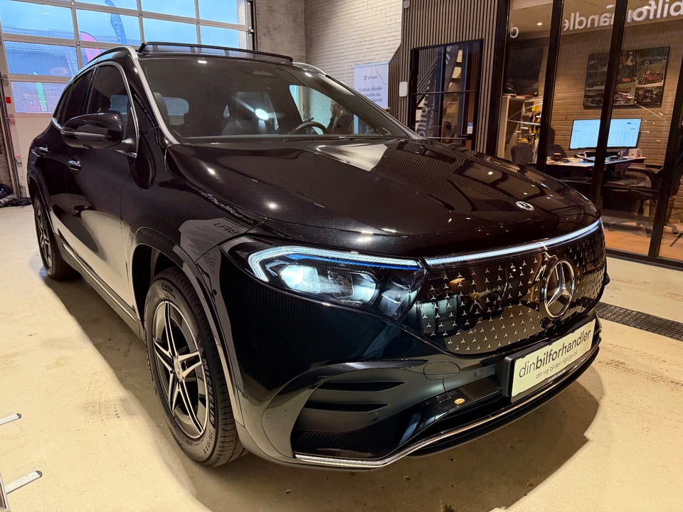 Mercedes EQA300 AMG Premium 4Matic 5d